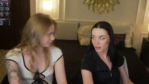 Diamonds Girls online show from 06/19/26, 09:24