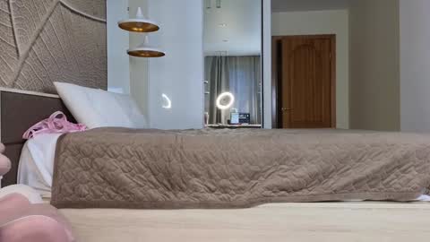 Amina Adelina online show from 03/08/25, 11:27