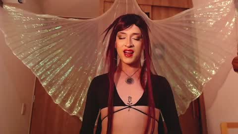 Snapshot of brillamettal chatting on 01/10/25, 05:26 Brilla Mettal online show from 01/10/25, 05:26