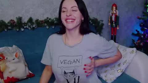 Nika online show from 01/14/26, 02:28