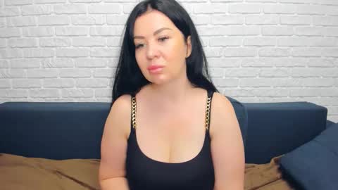 Snapshot of brilliantegirl_ chatting on 11/21/25, 09:41 brilliantegirl_ online show from 11/21/25, 09:41