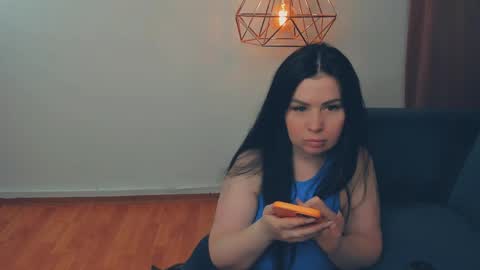 brilliantegirl_ online show from 04/11/26, 12:42