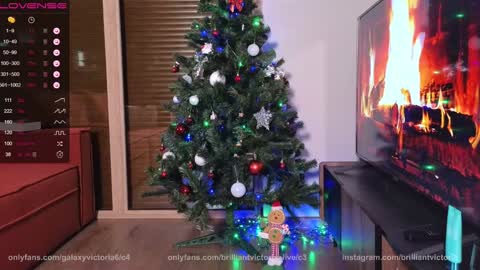 Snapshot of brilliantvictoria chatting on 12/13/24, 02:05 Vi. online show from 12/13/24, 02:05