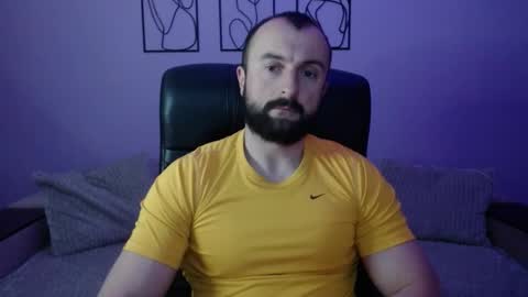 brindlefly69 online show from 05/18/26, 10:32