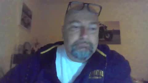 Brisco schner Schwanz online show from 12/02/25, 06:08