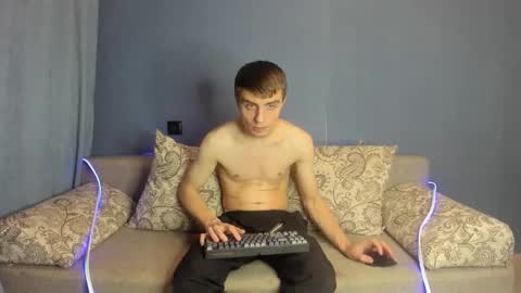 bristlebback online show from 10/30/25, 05:13