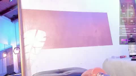 Snapshot of britannyclaire chatting on 11/29/25, 01:14 BritannyClaire online show from 11/29/25, 01:14