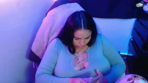 scarleth    follow mee 3 kis online show from 02/22/25, 05:44