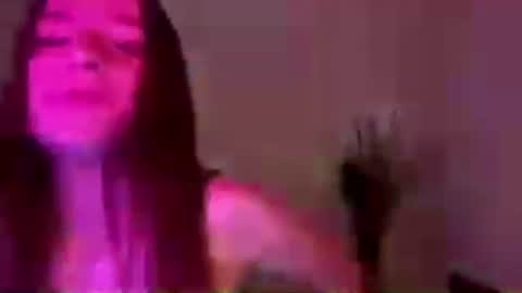 Snapshot of britanysuther chatting on 06/21/26, 05:04 Ciri online show from 06/21/26, 05:04