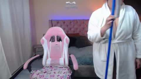britany online show from 03/11/25, 03:48