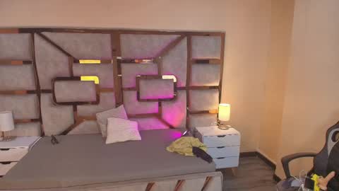 BRITHNY online show from 04/08/26, 04:34