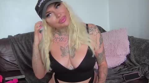 BritishBrattyBarbie online show from 10/13/25, 12:38