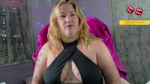 Snapshot of british_rosie chatting on 09/11/25, 05:07 Want to see more online show from 09/11/25, 05:07