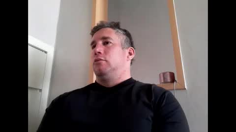 Snapshot of britishricky chatting on 11/28/25, 05:32 BritishRicky online show from 11/28/25, 05:32