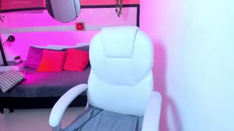 britney_collins_ online show from 06/27/26, 02:23