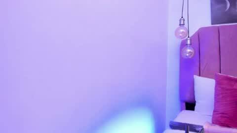 Britney online show from 04/14/26, 12:22