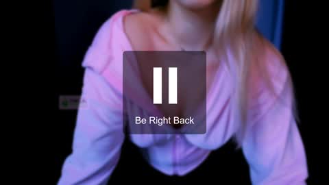 Snapshot of britney_silver chatting on 01/24/25, 02:28 Bri u will get nice surprise in pvt online show from 01/24/25, 02:28