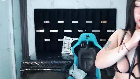 Britney  online show from 02/05/26, 02:49