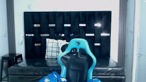 Britney  online show from 04/07/26, 02:45