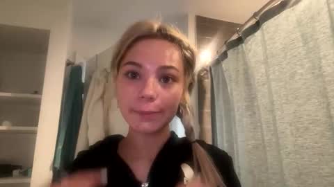 britneycherry08 online show from 02/28/26, 10:55