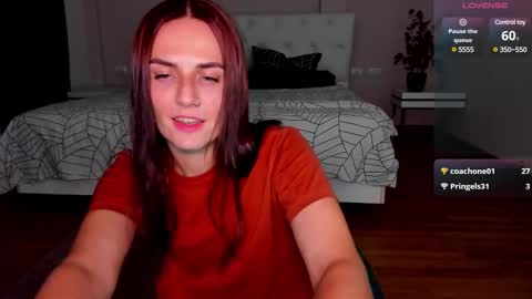 Snapshot of britneyhall chatting on 03/12/25, 07:17 britneyhall online show from 03/12/25, 07:17