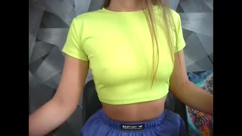 BritneyxKittens online show from 10/18/25, 04:26