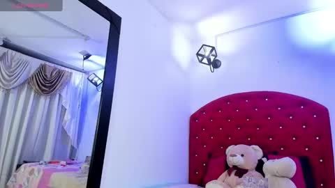   online show from 02/25/25, 12:34