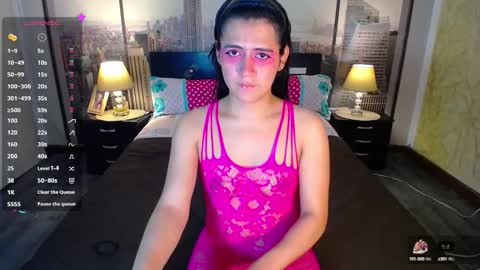   online show from 10/14/25, 02:12