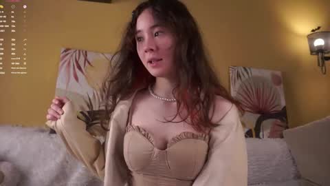 Lina online show from 06/03/26, 03:17