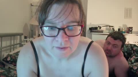 Claire and Gary online show from 04/10/26, 07:18