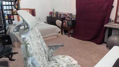 Brock Lee Reynolds online show from 10/01/25, 03:07