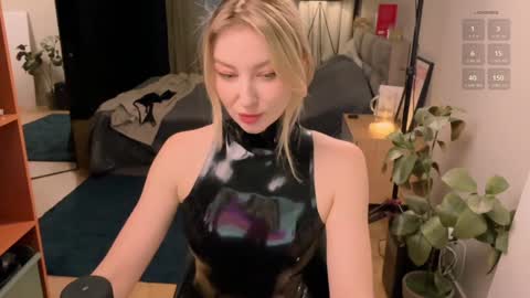 Anna online show from 01/18/25, 03:16