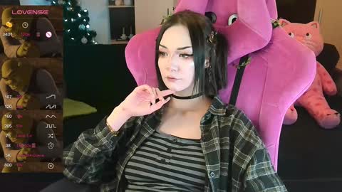 Martha online show from 01/28/25, 02:43