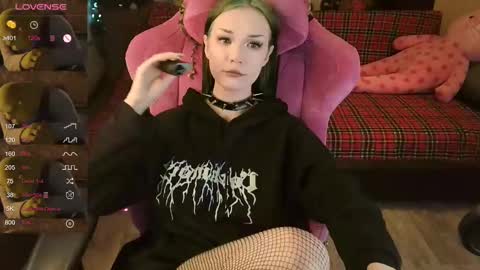 Martha online show from 02/22/25, 03:12