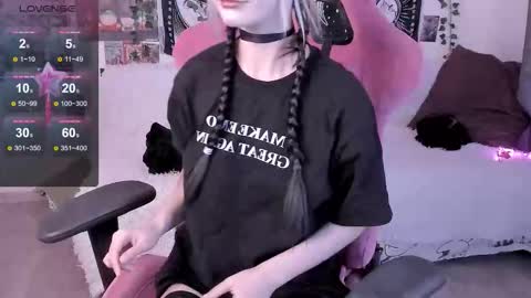 Martha online show from 09/23/25, 10:18