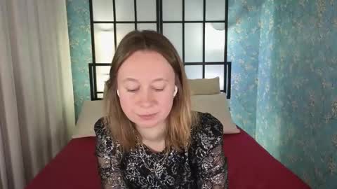Brooke online show from 11/04/25, 09:03