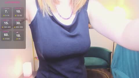 Lady Brooke online show from 11/27/25, 03:58