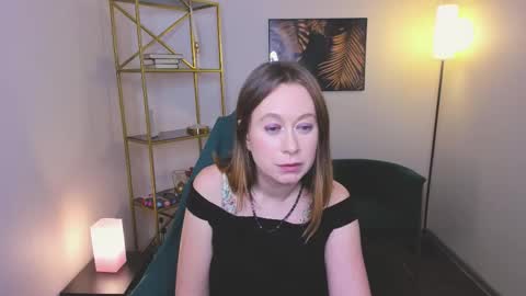 Lady Brooke online show from 11/28/25, 04:04