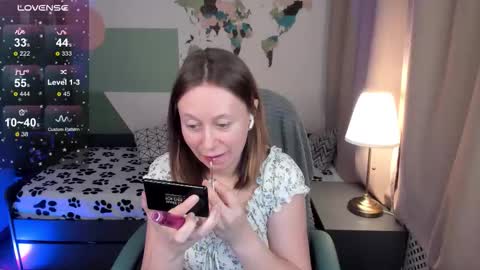 Snapshot of brookedamon chatting on 03/03/26, 09:21 Lady Brooke online show from 03/03/26, 09:21