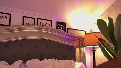 Snapshot of brookeember chatting on 10/14/25, 03:13 Ember online show from 10/14/25, 03:13