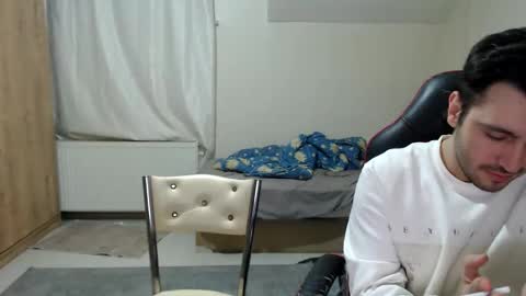 Snapshot of brownhaiir chatting on 02/06/25, 12:00 brownhaiir online show from 02/06/25, 12:00