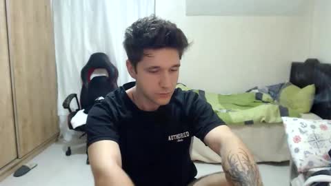 Snapshot of brownhaiir chatting on 09/16/25, 07:37 brownhaiir online show from 09/16/25, 07:37