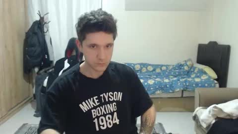 Snapshot of brownhaiir chatting on 03/26/26, 08:36 brownhaiir online show from 03/26/26, 08:36