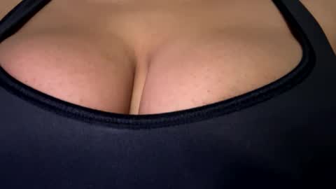 EtherealLilac online show from 03/05/25, 01:39