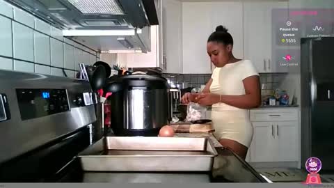 Brownsuagrcutie online show from 12/15/25, 11:20