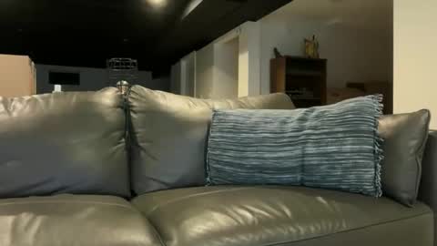 Bruce online show from 05/05/26, 03:58