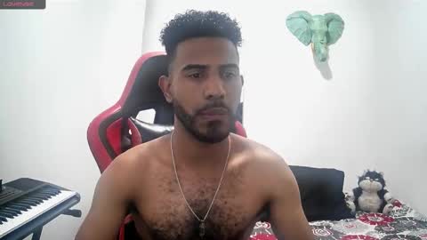 Snapshot of bruce_1111 chatting on 11/16/25, 06:57 bruce_1111 online show from 11/16/25, 06:57