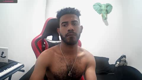 Snapshot of bruce_1111 chatting on 11/22/25, 08:19 bruce_1111 online show from 11/22/25, 08:19