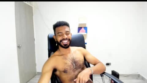 bruce_1111 online show from 04/13/26, 03:39