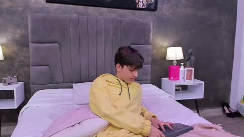 Bruce Hans online show from 02/21/25, 11:33